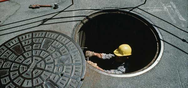 تسليك المجاري وشفط البيارات بالإمارات